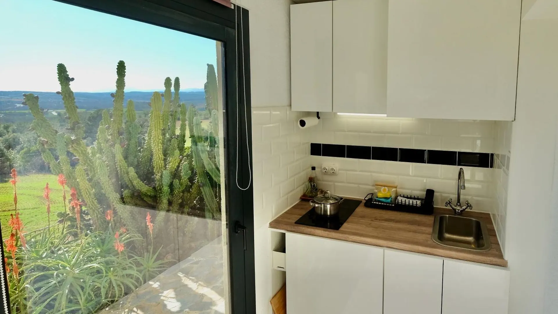 Torre Costa Brava Apartment Garrigas Spain