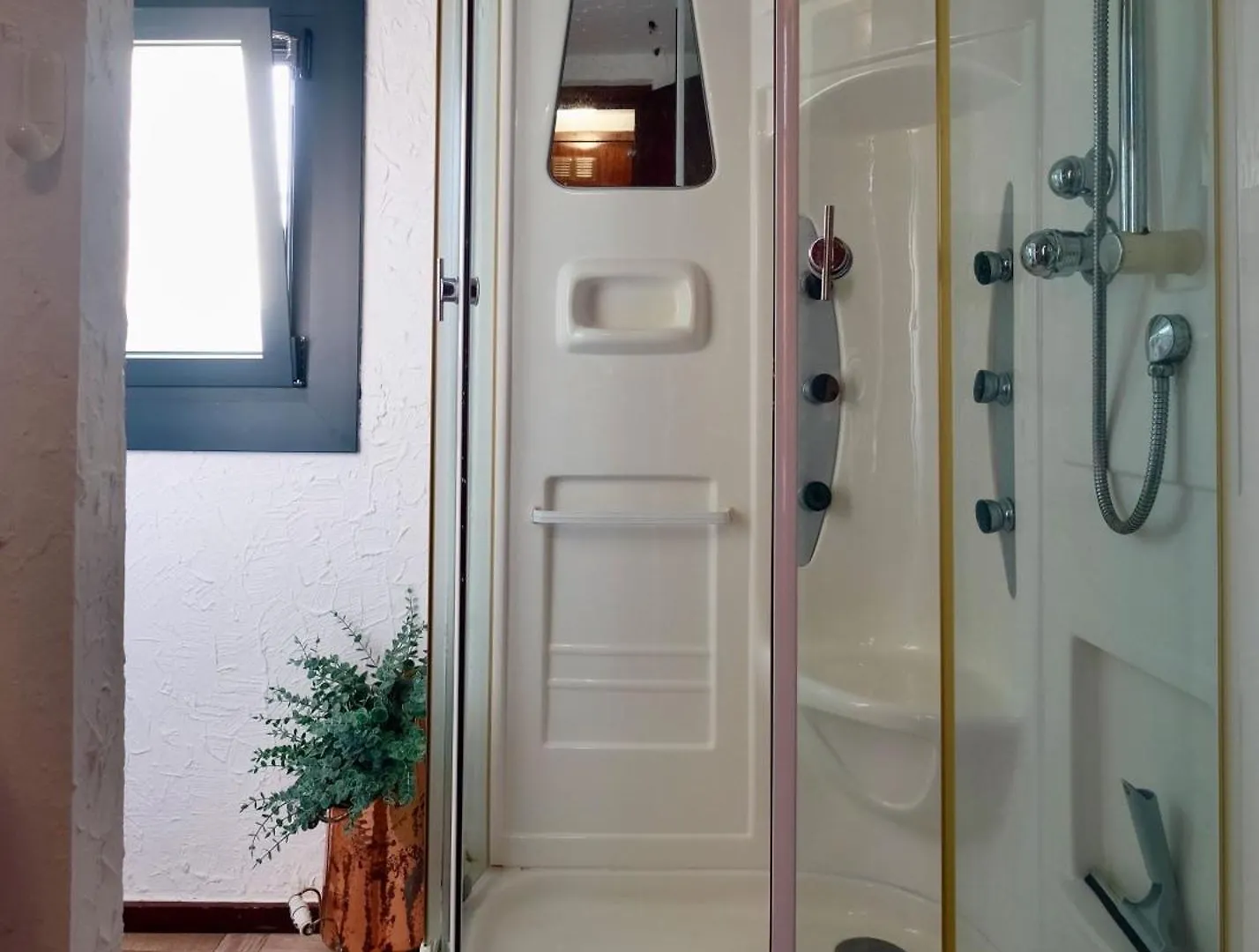 Torre Costa Brava Apartment Garrigas