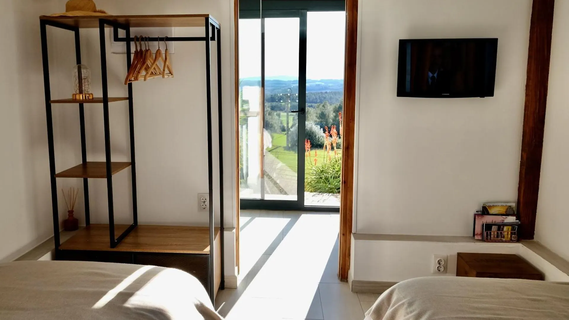 Torre Costa Brava Apartment Garrigas