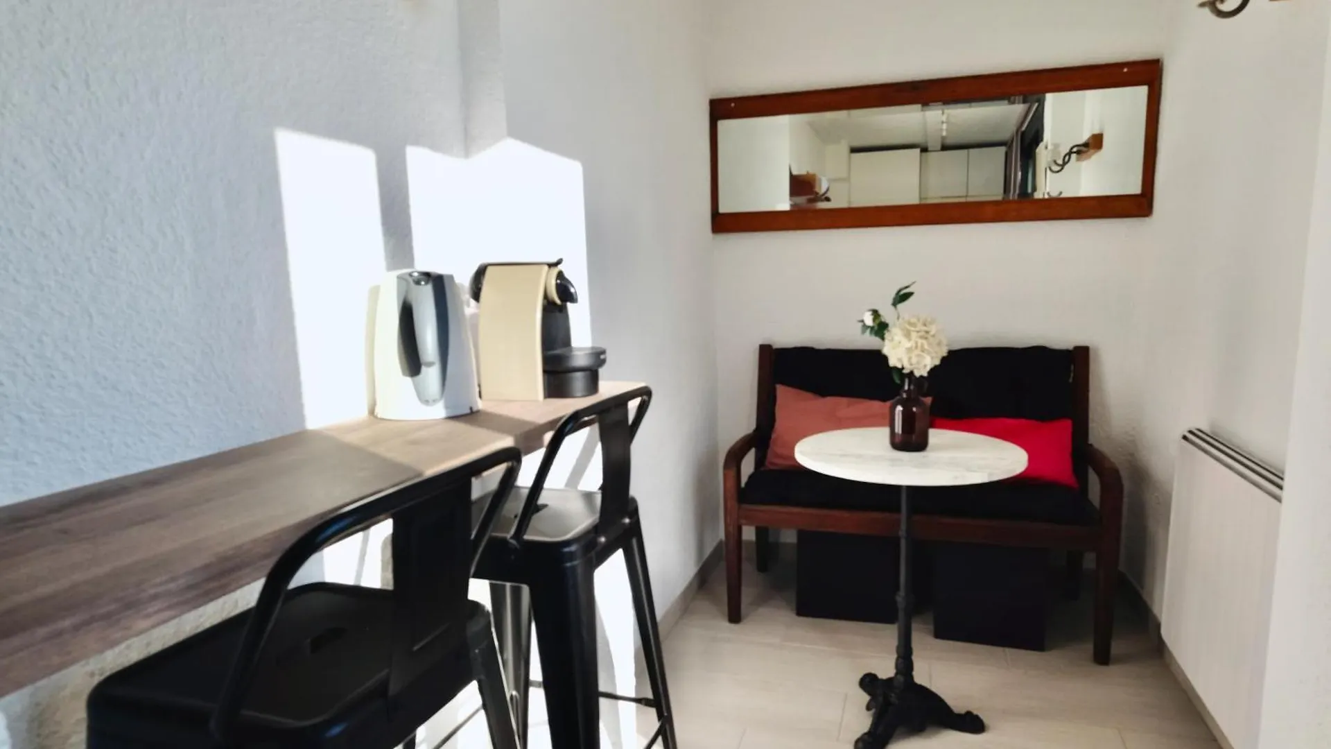 Torre Costa Brava Apartment Garrigas Spain